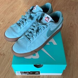 Supreme Nike SB Blazer Low GT size 11